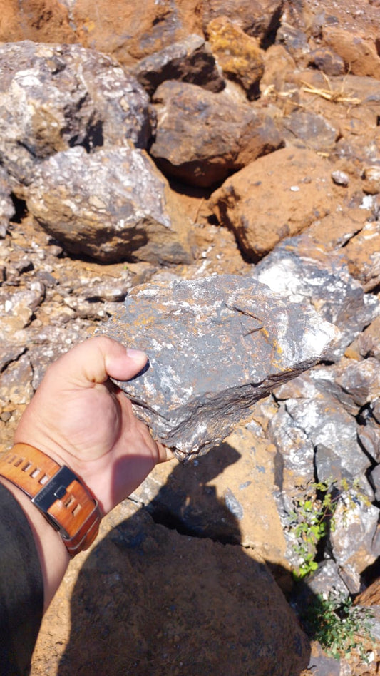 RETAIL TRAIL OF 500,000 KG / 500 MT OF 43,99 %+ RAW MANGANESE ORE.